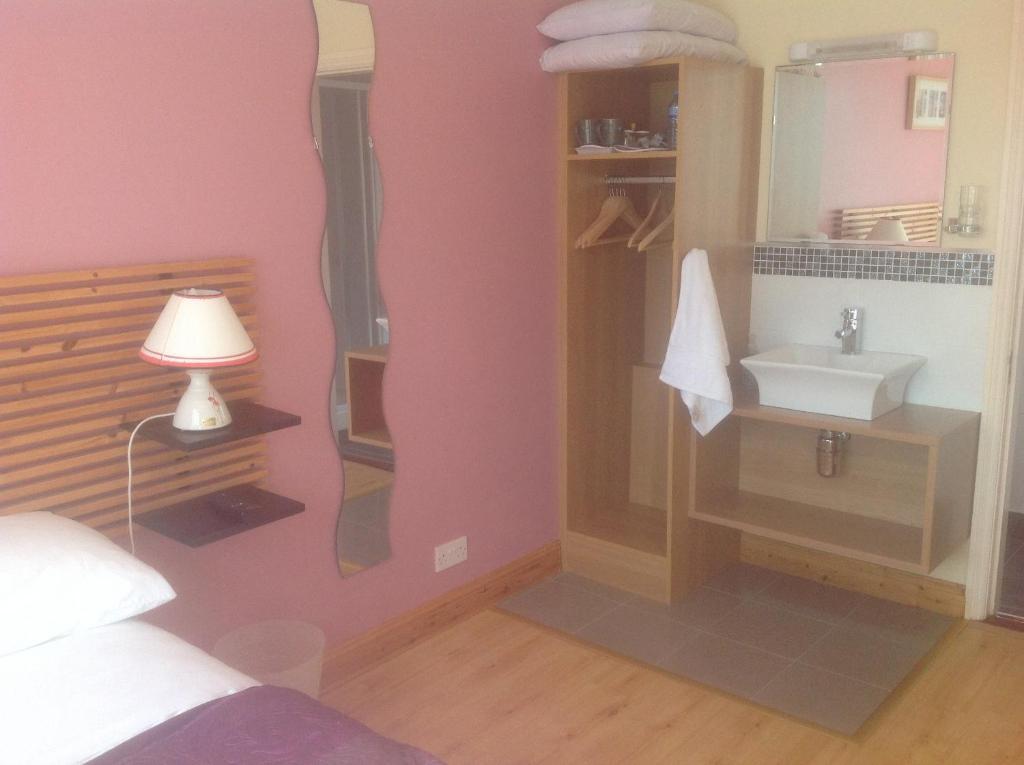 Brownes Bed & Breakfast Emlagh East ห้อง รูปภาพ